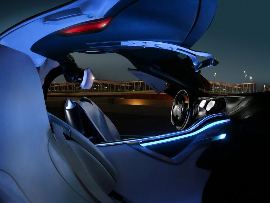  Citroen C-Metisse Concept 2006 года  (фото 3 из 130)